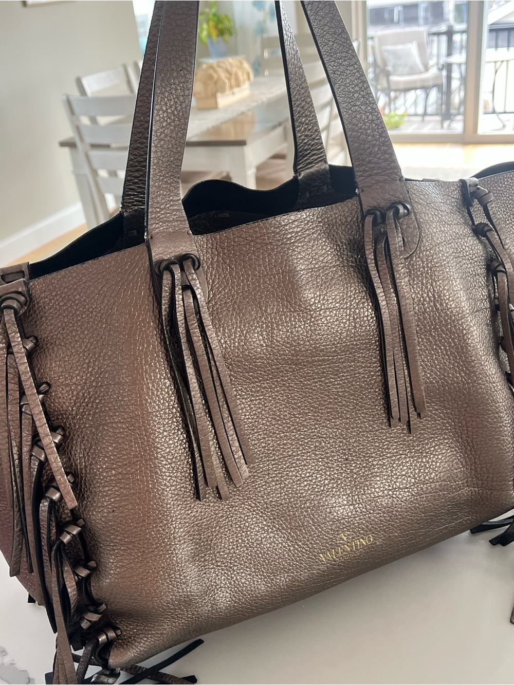 Valentino Garavani C-Rockee Fringed Tote Metallic Leather Platinum Grey Pewter